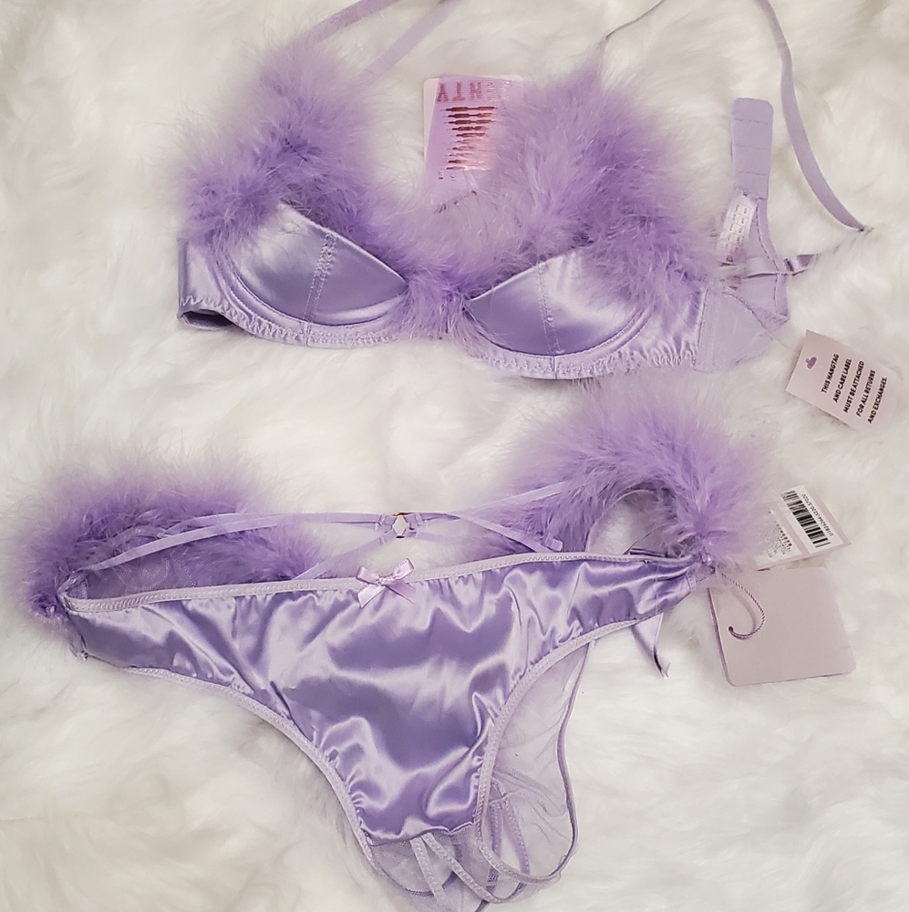 Savage X Fenty Exclusive Marabou Set